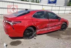 تۆیۆتا کامری